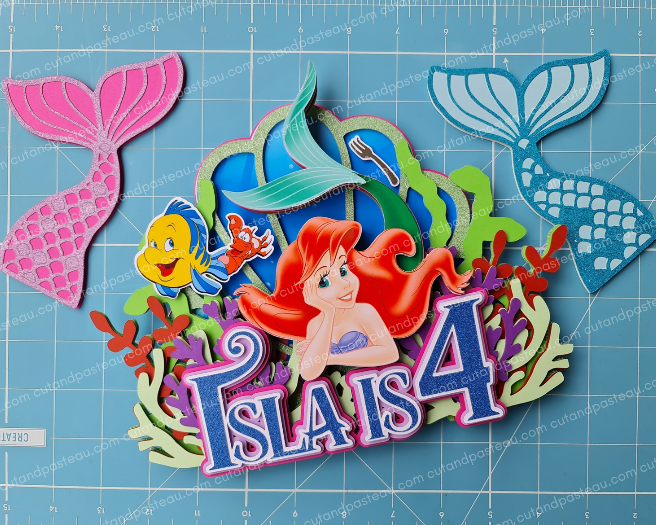ARI Tails Cake Topper