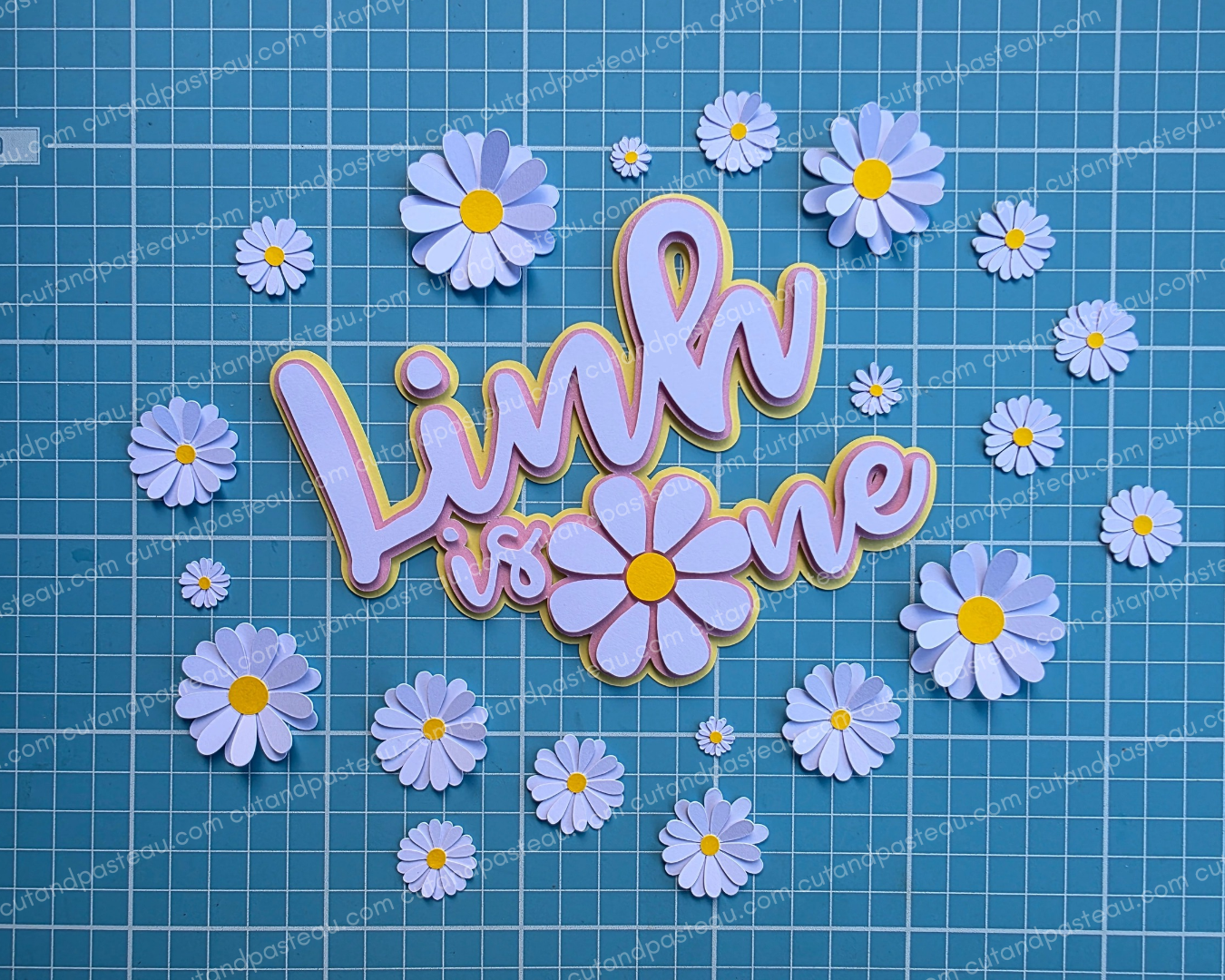 Daisy Cake Topper