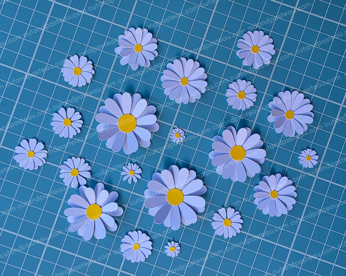 Daisy Cake Topper